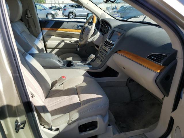 Photo 5 from auction – 2010 LINCOLN MKT with VIN 2LMHJ5FRXABJ19323