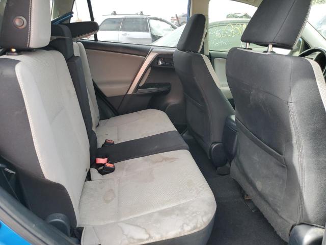 Photo 6 from auction – 2017 TOYOTA RAV4 XLE with VIN JTMWFREV3HJ102464
