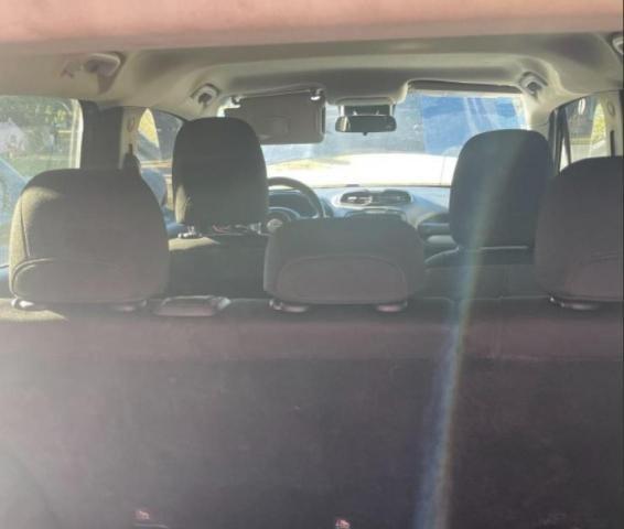 Photo 6 from auction – 2016 JEEP RENEGADE T with VIN ZACCJBCT3GPD72528