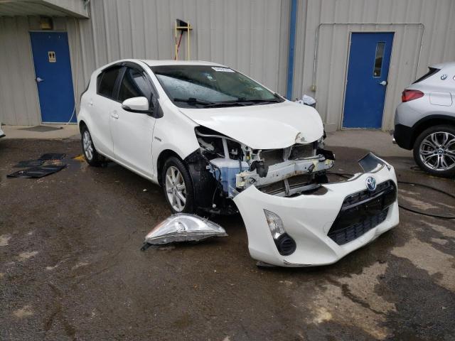 TOYOTA PRIUS C 2015 with VIN JTDKDTB36F1585014 - Photo from auction