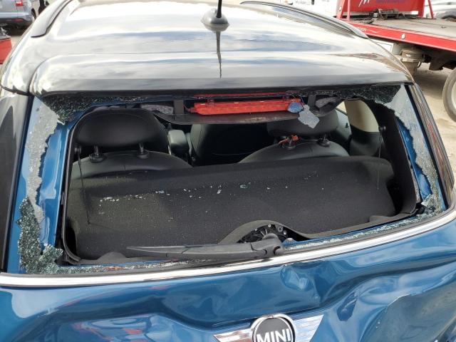 Photo 9 from auction – 2012 MINI COOPER S C with VIN WMWZC5C53CWL55701