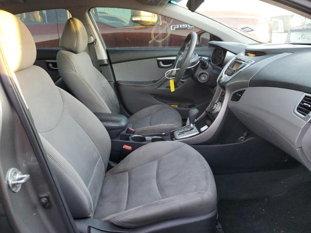 Photo 5 from auction – 2012 HYUNDAI ELANTRA GL with VIN 5NPDH4AE2CH133636
