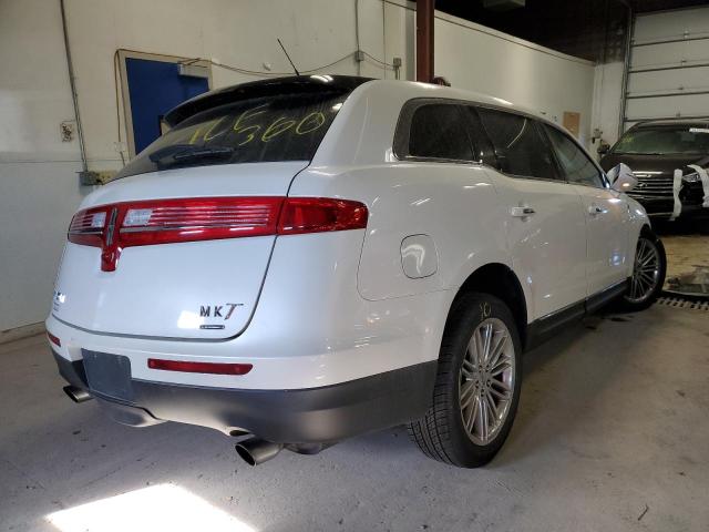 Photo 4 from auction – 2016 LINCOLN MKT with VIN 2LMHJ5AT2GBL01075