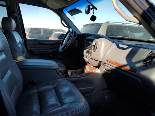 Photo 5 from auction – 2000 LINCOLN NAVIGATOR with VIN 5LMPU28AXYLJ07961