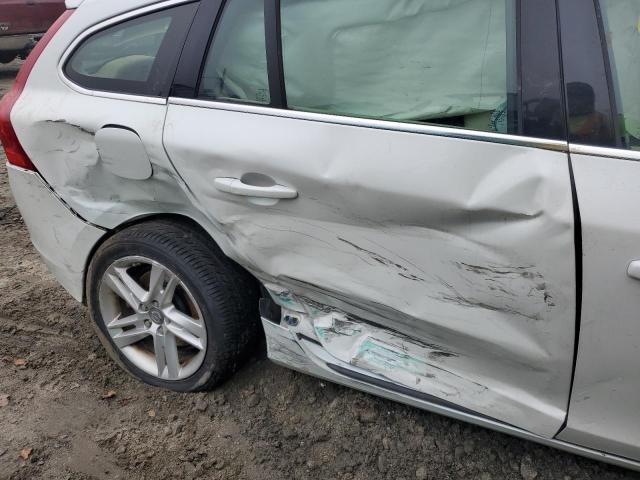 Photo 9 from auction – 2015 VOLVO V60 PREMIE with VIN YV1612SB6F1212304