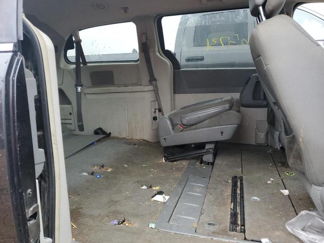 Photo 6 from auction – 2010 CHRYSLER TOWN & COU with VIN 2A4RR5D19AR350841