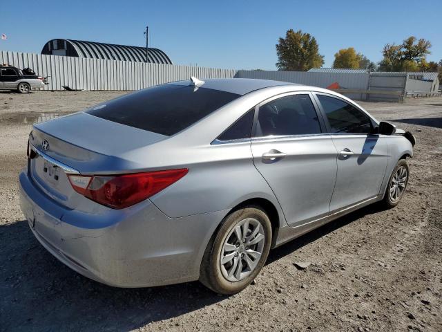 Photo 4 from auction – 2011 HYUNDAI SONATA GLS with VIN 5NPEB4AC8BH005288