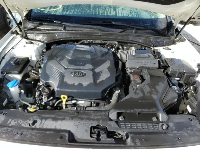 Photo 7 from auction – 2017 KIA CADENZA PR with VIN KNALC4J14H5067635