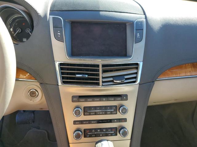 Photo 9 from auction – 2010 LINCOLN MKT with VIN 2LMHJ5FRXABJ19323