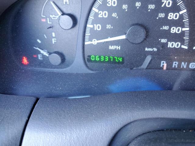 Photo 8 from auction – 2000 LINCOLN NAVIGATOR with VIN 5LMPU28AXYLJ07961