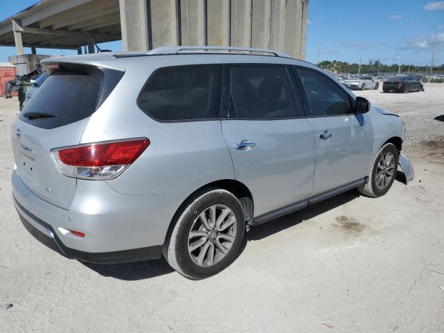 Photo 4 from auction – 2016 NISSAN PATHFINDER with VIN 5N1AR2MN2GC608151