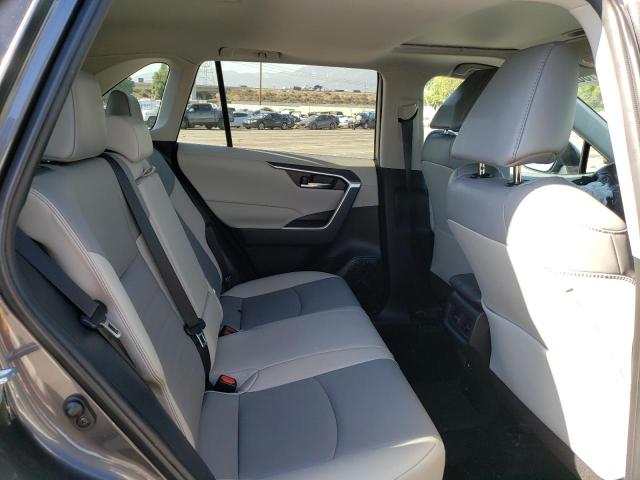 Photo 6 from auction – 2021 TOYOTA RAV4 XLE P with VIN 2T3A1RFV9MC216747