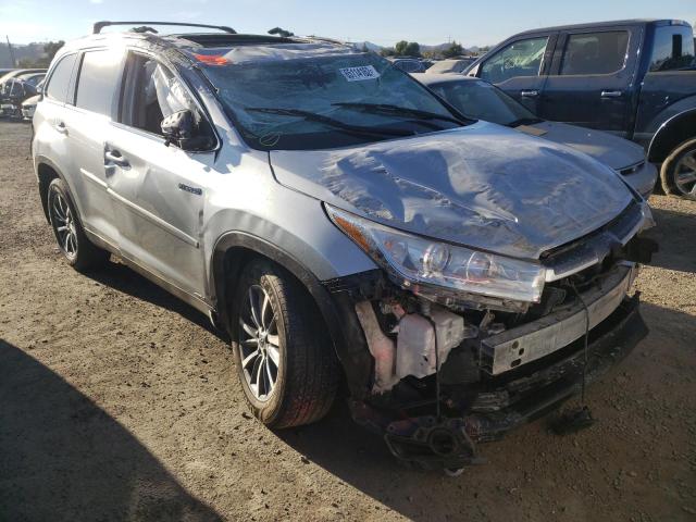 TOYOTA HIGHLANDER 2019 with VIN 5TDJGRFH7KS073836 - Photo from auction