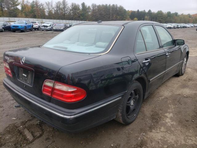 Photo 4 from auction – 2000 MERCEDES-BENZ E 320 with VIN WDBJF65J1YB108696