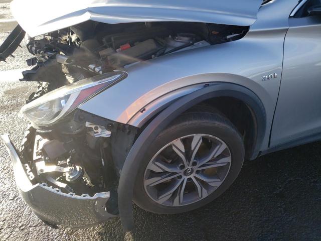 Photo 9 from auction – 2017 INFINITI QX30 BASE with VIN SJKCH5CR3HA018735