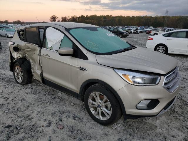 FORD ESCAPE SE 2017 with VIN 1FMCU0GD7HUE45796 - Photo from auction
