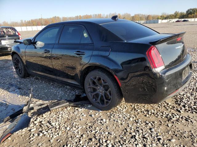 Photo 3 from auction – 2019 CHRYSLER 300 S with VIN 2C3CCABG7KH601221