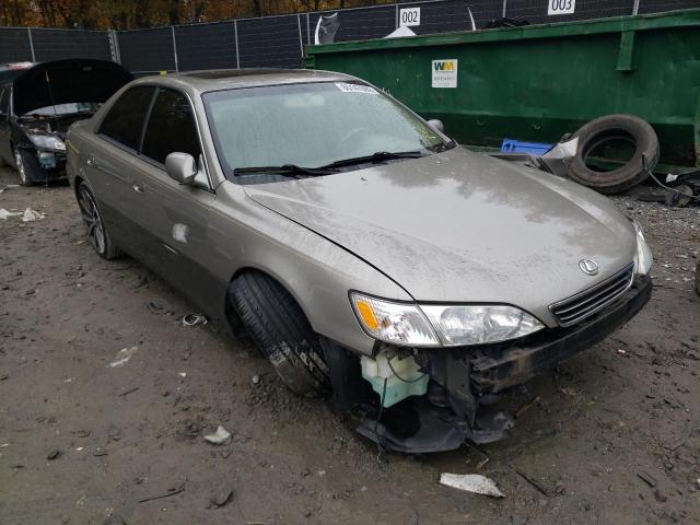 LEXUS ES 300 2000 with VIN JT8BF28G7Y5099966 - Photo from auction