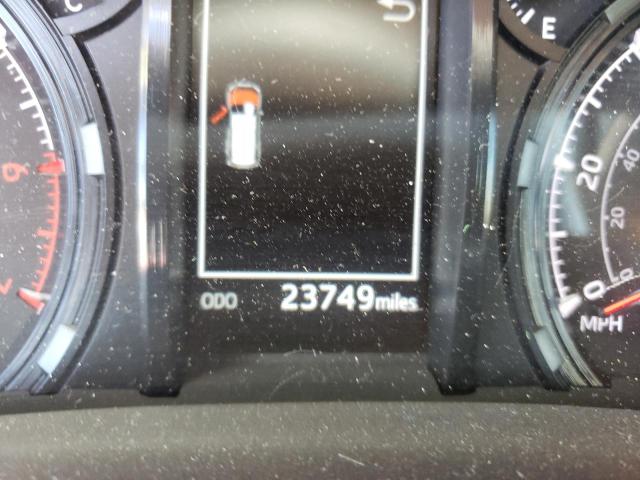 Photo 8 from auction – 2022 TOYOTA 4RUNNER SR with VIN JTEMU5JRXN5996400