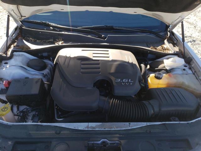 Photo 7 from auction – 2018 CHRYSLER 300 S with VIN 2C3CCAGG4JH160672