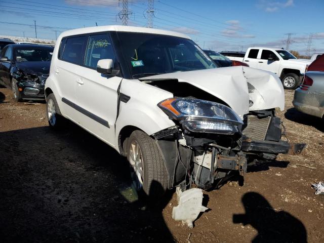KIA SOUL + 2013 with VIN KNDJT2A61D7589616 - Photo from auction