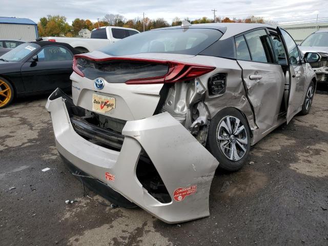 Photo 4 from auction – 2017 TOYOTA PRIUS PRIM with VIN JTDKARFP2H3067725