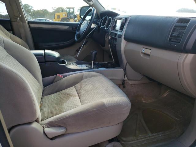 Photo 5 from auction – 2005 TOYOTA 4RUNNER SR with VIN JTEZU14R358033895