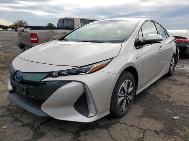Photo 2 from auction – 2017 TOYOTA PRIUS PRIM with VIN JTDKARFP2H3067725