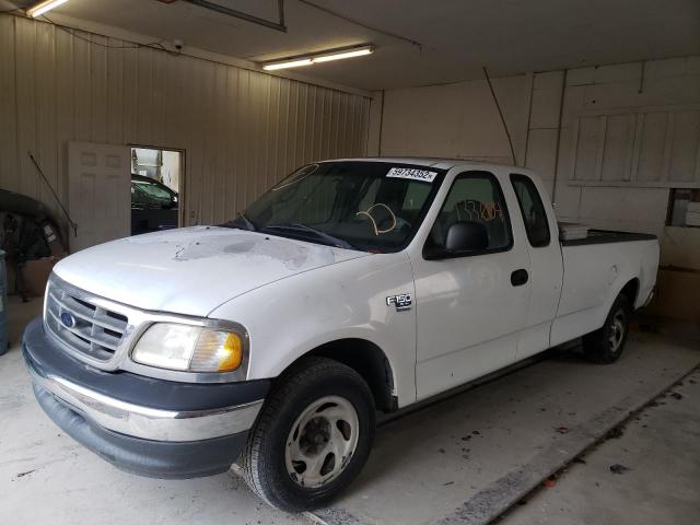 Photo 2 from auction – 2000 FORD F150 with VIN 1FTRX17W2YNA61917