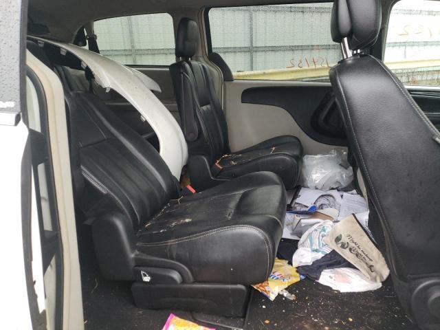 Photo 6 from auction – 2013 CHRYSLER TOWN & COU with VIN 2C4RC1BG2DR787625