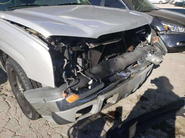 Photo 9 from auction – 2004 CHEVROLET SILVERADO4 with VIN 2GCEC19V841146755
