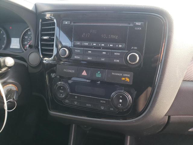 Foto 9 de la subasta – 2016 MITSUBISHI OUTLANDER con VIN JA4AD2A32GZ015435