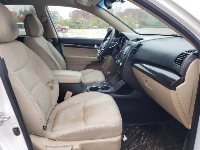 Photo 5 from auction – 2013 KIA SORENTO LX with VIN 5XYKTCA63DG329361
