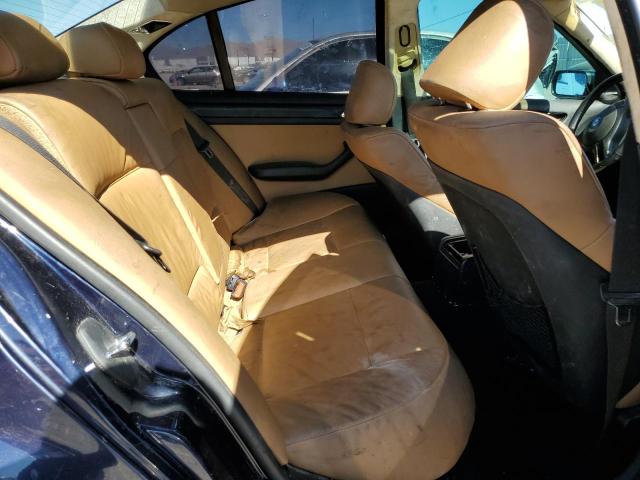 Photo 6 from auction – 2004 BMW 330 XI with VIN WBAEW53494PN35211
