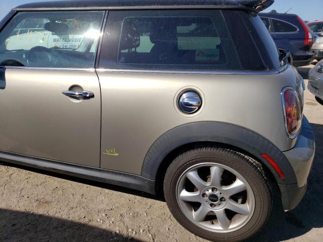 Photo 9 from auction – 2009 MINI COOPER S with VIN WMWMF735X9TW82667