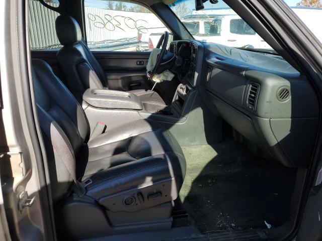 Photo 5 from auction – 2004 CHEVROLET SILVERADO with VIN 2GCEK13T141399121