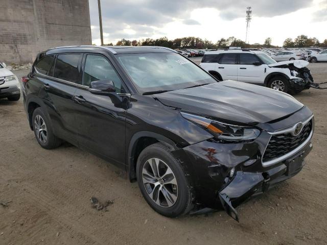TOYOTA HIGHLANDER 2021 with VIN 5TDHZRBH7MS115021 - Photo from auction