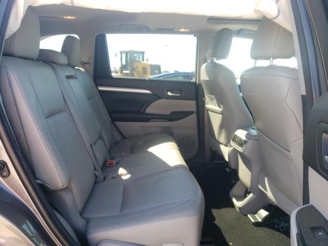 Photo 6 from auction – 2015 TOYOTA HIGHLANDER with VIN 5TDJKRFH8FS188689