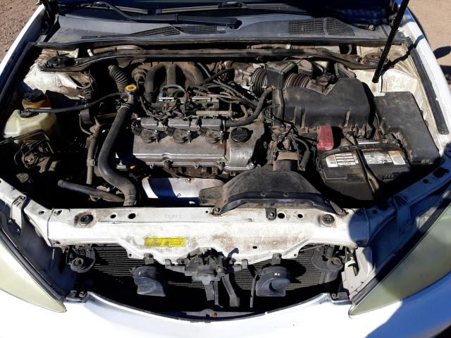 Photo 7 from auction – 2003 TOYOTA CAMRY LE with VIN 4T1BF32K63U052894