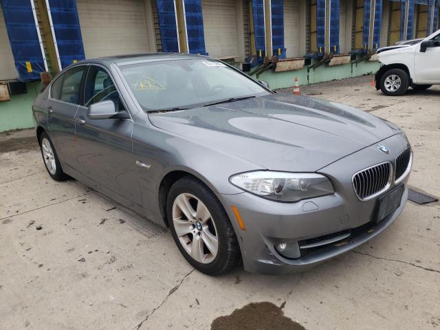 BMW 528 XI 2013 with VIN WBAXH5C56DDW15000 - Photo from auction