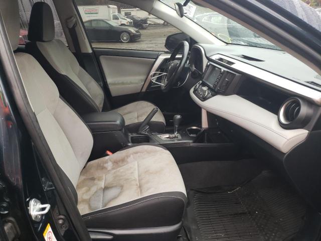 Photo 5 from auction – 2017 TOYOTA RAV4 XLE with VIN JTMRFREV8HJ173267