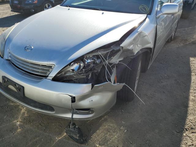 Photo 9 from auction – 2002 LEXUS ES 300 with VIN JTHBF30G820059661