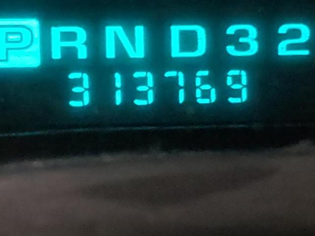 Photo 8 from auction – 2000 CHEVROLET SILVERADO with VIN 2GCEK19T7Y1264772