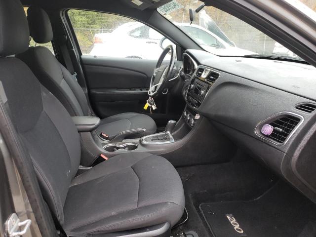 Photo 5 from auction – 2013 CHRYSLER 200 TOURIN with VIN 1C3CCBBB0DN624411