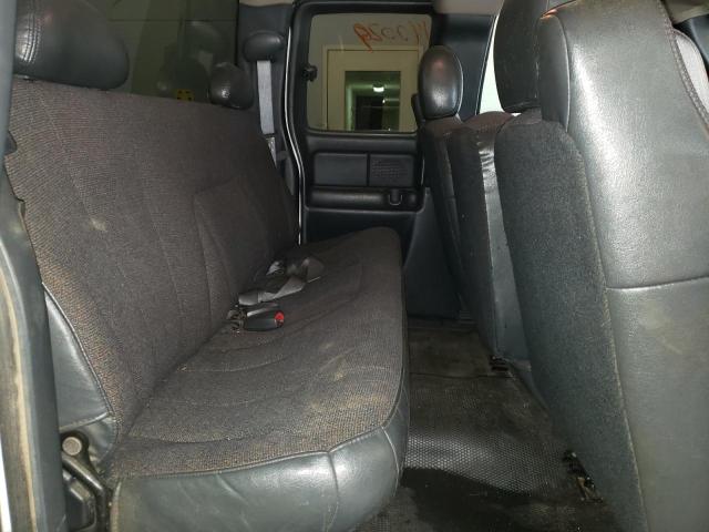 Photo 6 from auction – 2002 CHEVROLET SILVERADO with VIN 1GCHK29U62Z105526
