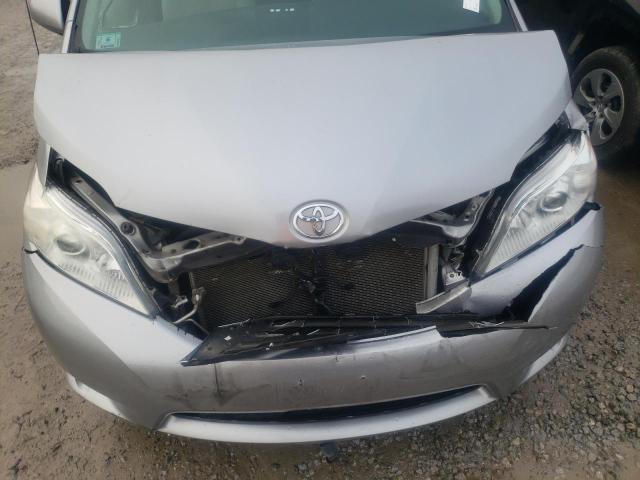 Photo 7 from auction – 2014 TOYOTA SIENNA LE with VIN 5TDJK3DC6ES079652