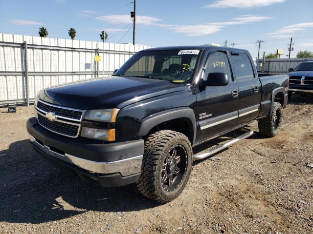 Photo 2 from auction – 2005 CHEVROLET SILVERADO with VIN 1GCHK23235F881514