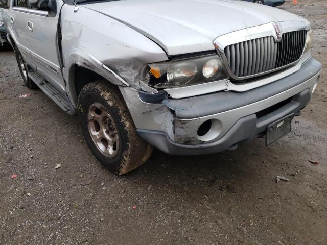 Photo 9 from auction – 1998 LINCOLN NAVIGATOR with VIN 5LMPU28LXWLJ37606