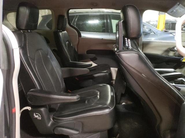 Photo 6 from auction – 2017 CHRYSLER PACIFICA L with VIN 2C4RC1GG4HR769996