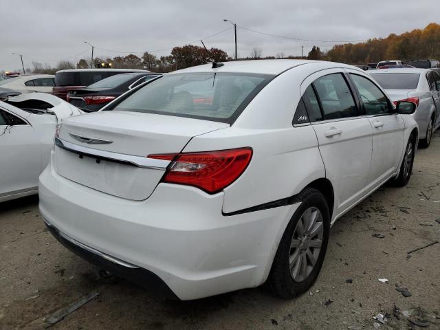 Photo 4 from auction – 2013 CHRYSLER 200 TOURIN with VIN 1C3CCBBB1DN765682